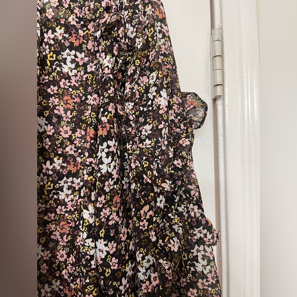 Terra & Sky 2X Floral Blouse 🌸 - Picture 7 of 8